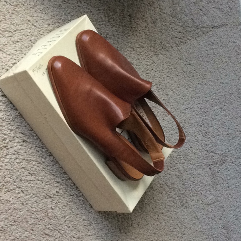 Shoes - Picture 2 of 6